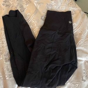 Lululemon scalloped 7/8 leggings